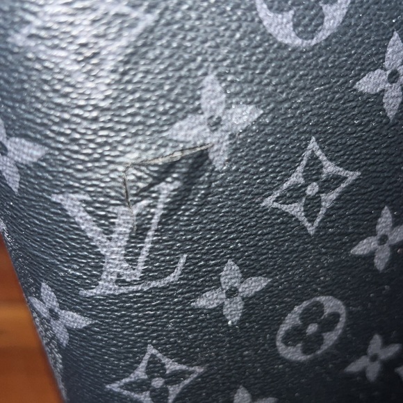 SOLD - AUTHENTIC LOUIS VUITTON
Horizon 55 travel bag - Picture 7 of 15